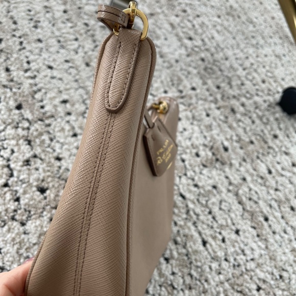 Prada Re-Edition 2005 Saffiano leather bag - Picture 3 of 12